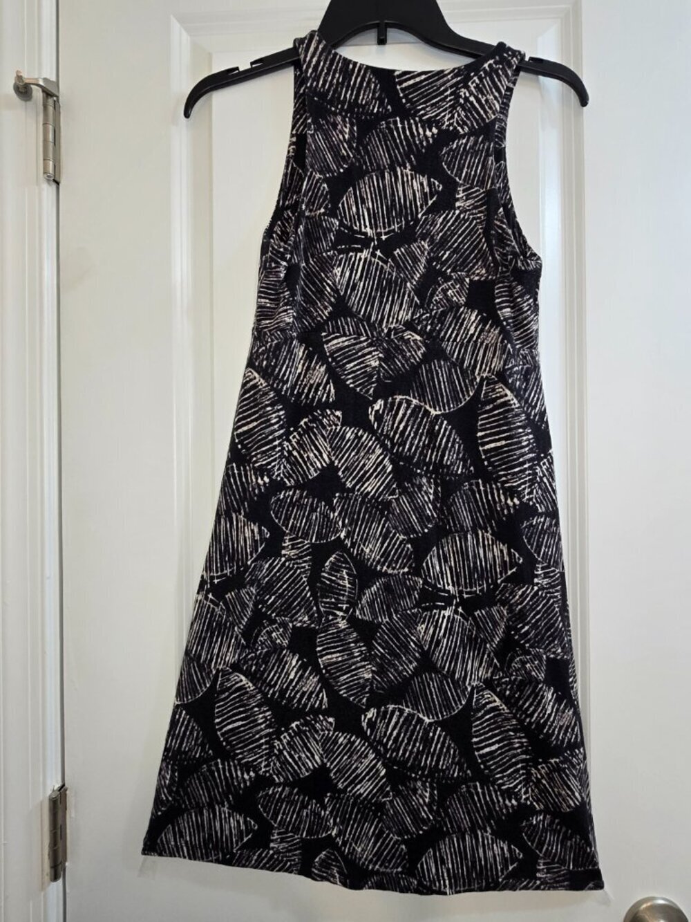 Athleta Santorini Printed High Neck Dress - Etched Leaves Black - Picture 3 of 7